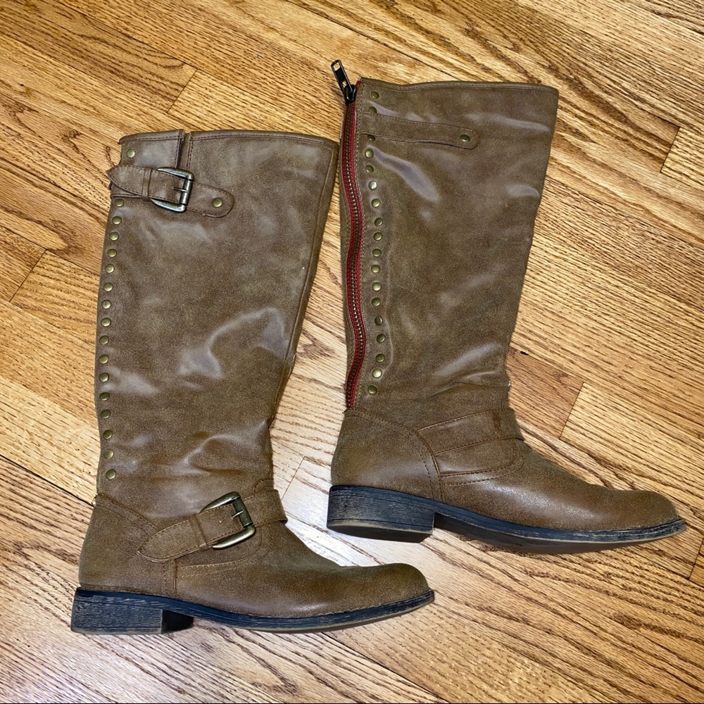 Madden Girl Cactus Boots with Red Zipper